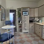 Chez Jade